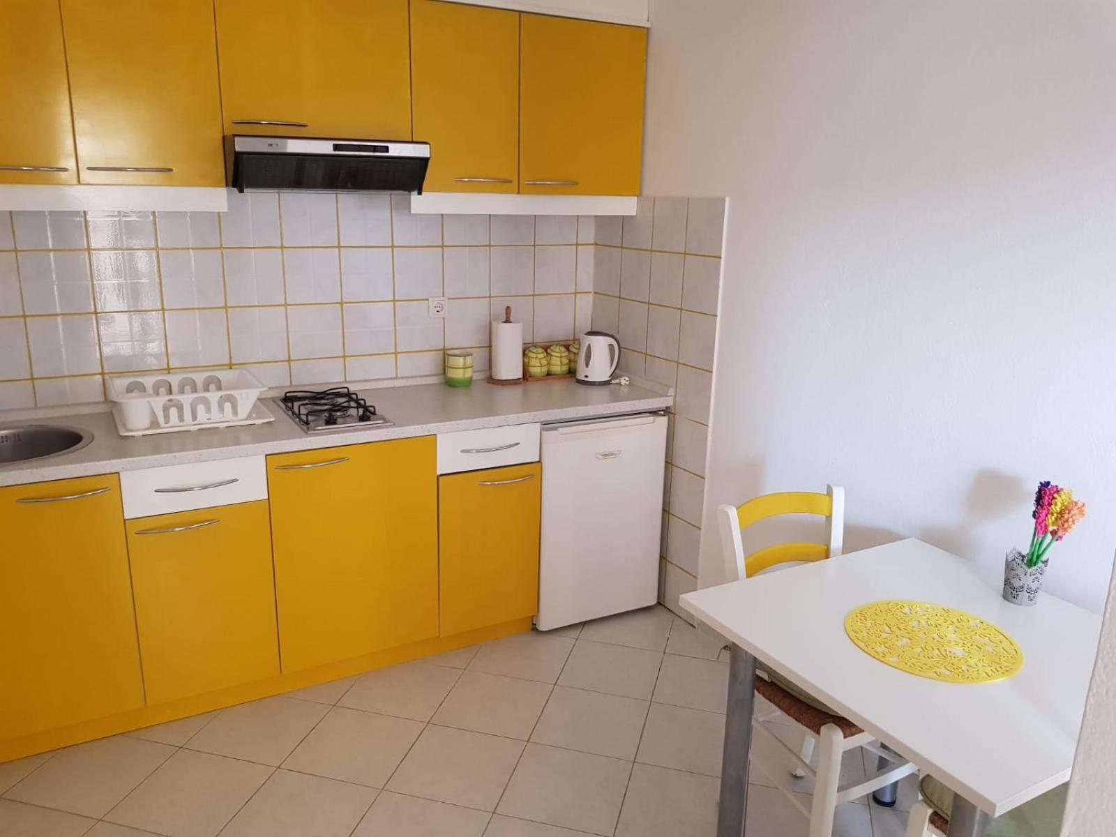 Apartmani Dekovic Primošten Buitenkant foto