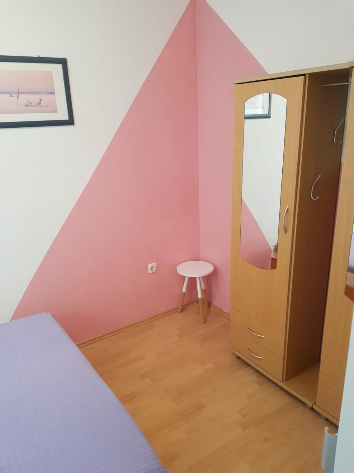 Apartmani Dekovic Primošten Buitenkant foto