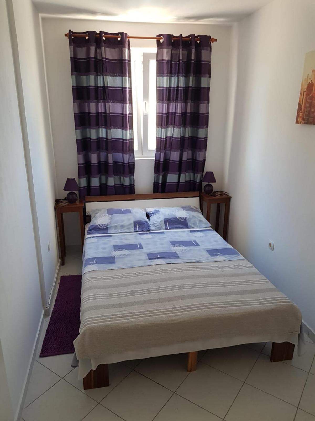 Apartmani Dekovic Primošten Buitenkant foto