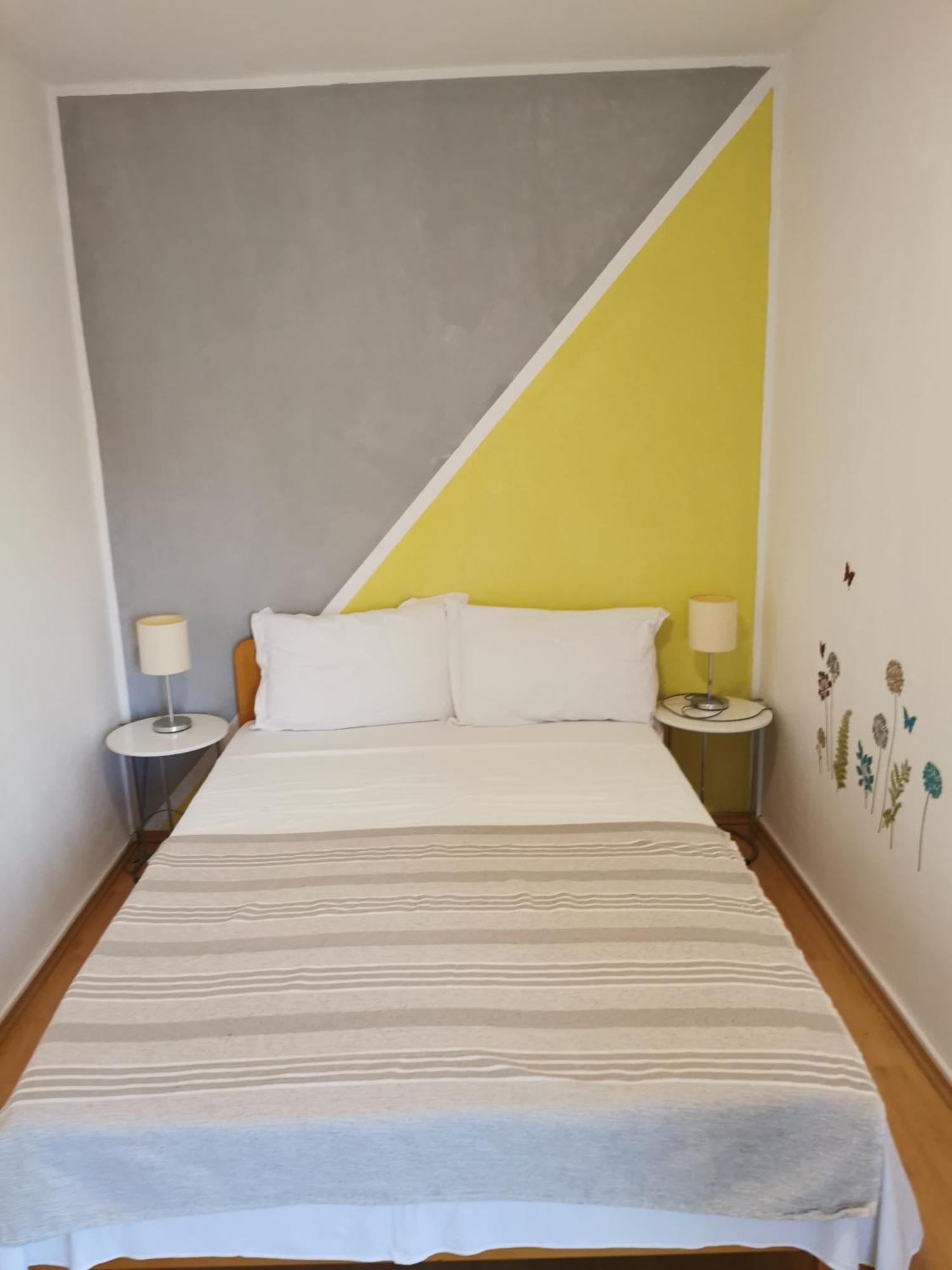 Apartmani Dekovic Primošten Kamer foto